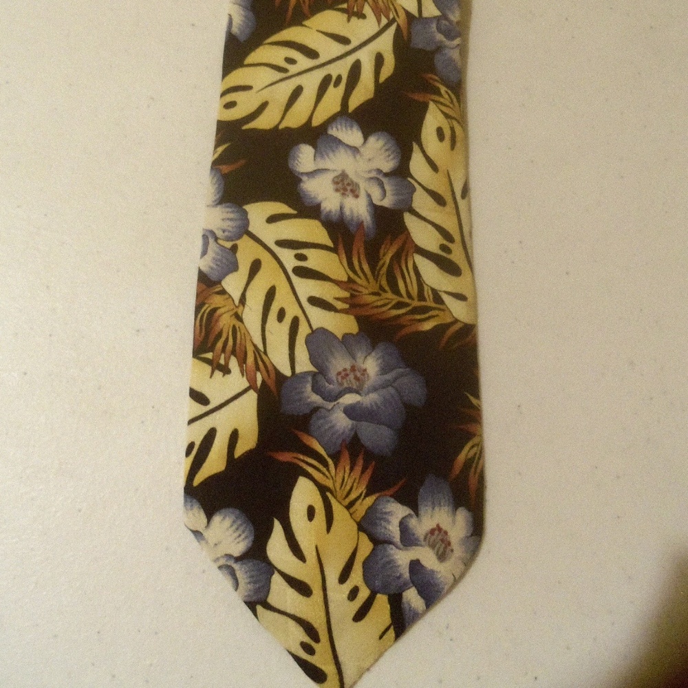 Tie with Flowers and Feathers .. TANGO by MAX RAAB